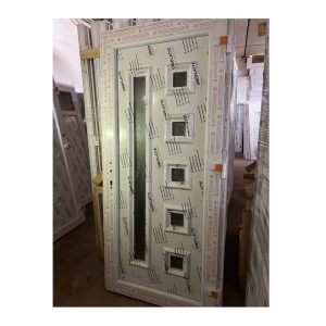 műanyag bejárati ajtó